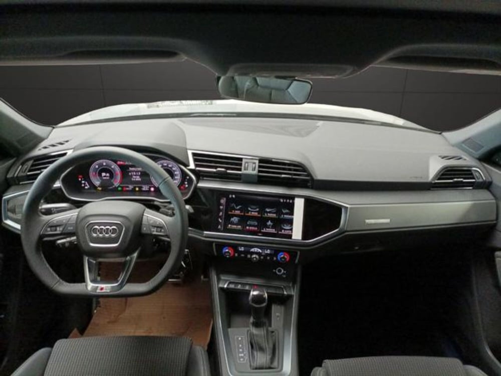 Audi Q3 Sportback nuova a Milano (13)