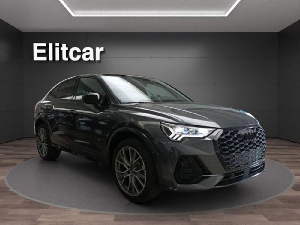Audi Q3 Sportback nuova a Milano (5)