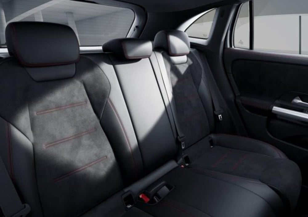 Mercedes-Benz GLA SUV usata a Milano (9)