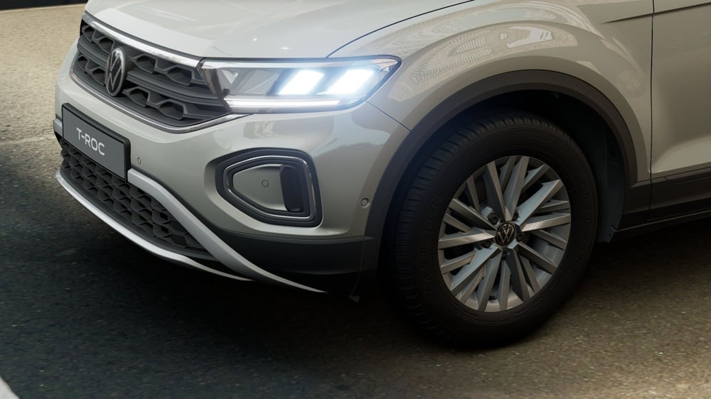 Volkswagen T-Roc nuova a Catanzaro (6)