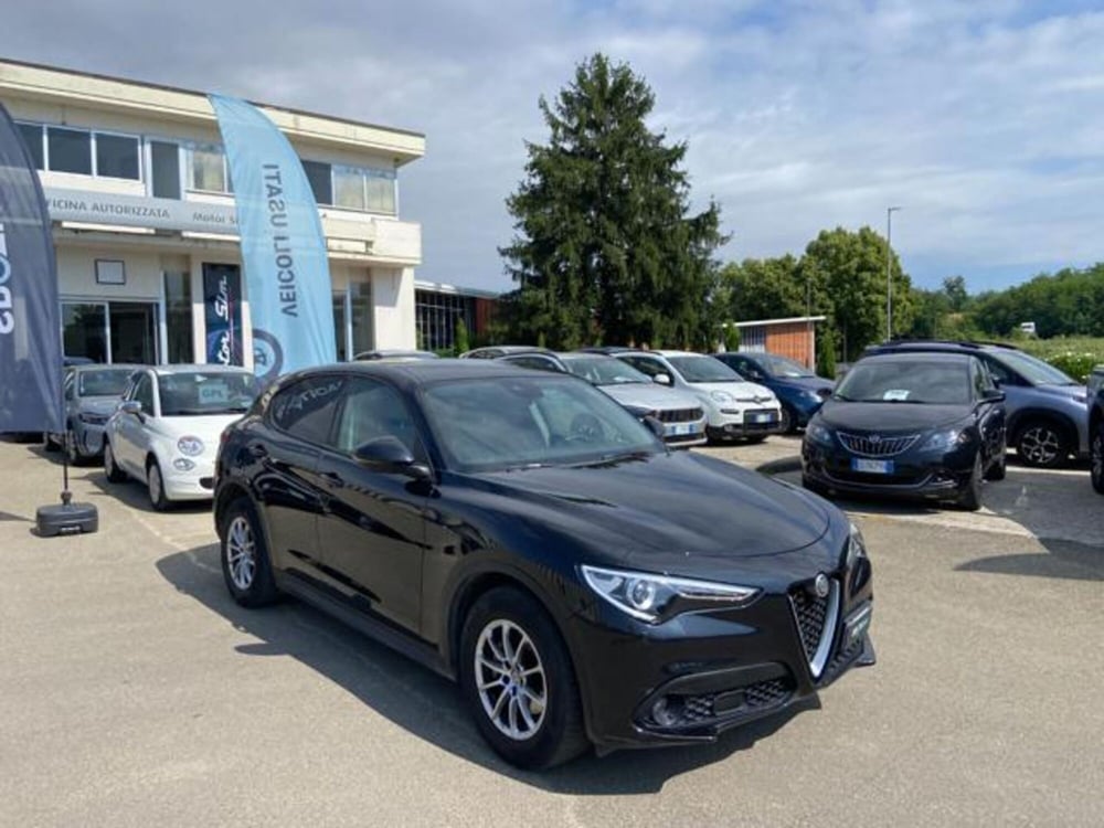 Alfa Romeo Stelvio usata a Firenze (3)