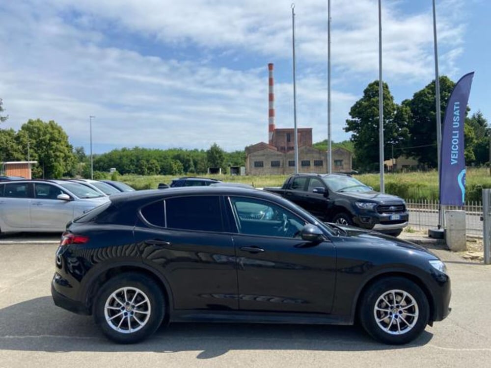 Alfa Romeo Stelvio usata a Firenze (4)