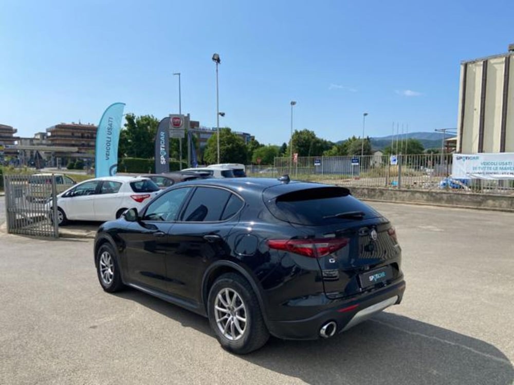 Alfa Romeo Stelvio usata a Firenze (7)