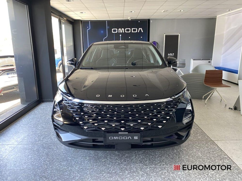 Omoda Omoda 5 nuova a Bari (2)