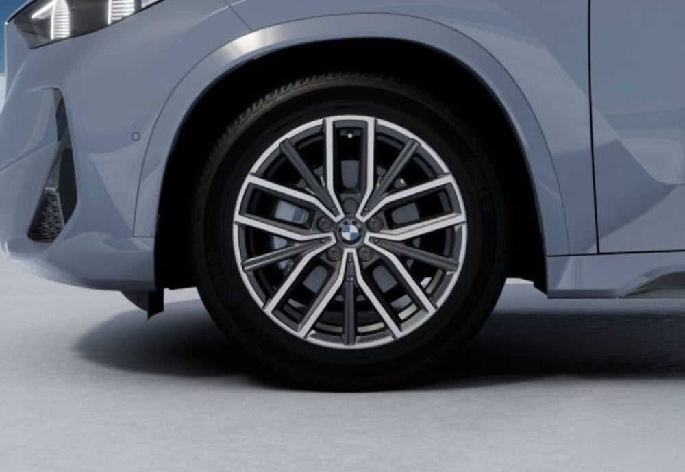 BMW X1 nuova a Modena (8)