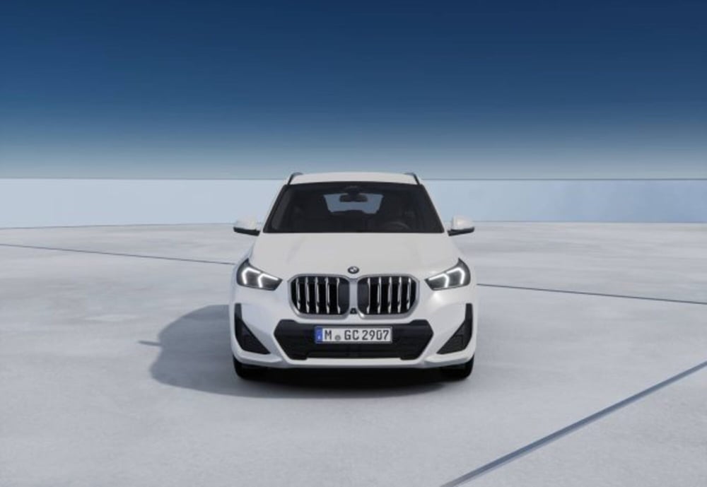 BMW X1 nuova a Modena (3)