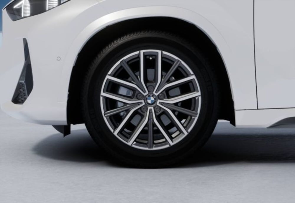 BMW X1 nuova a Modena (8)