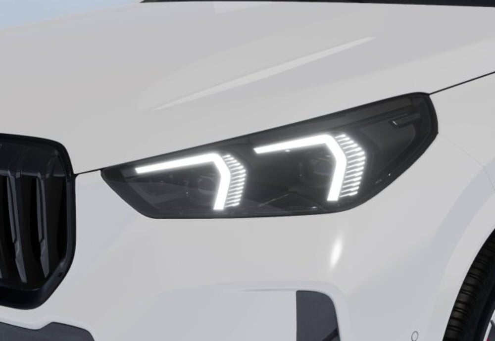 BMW X1 nuova a Modena (7)