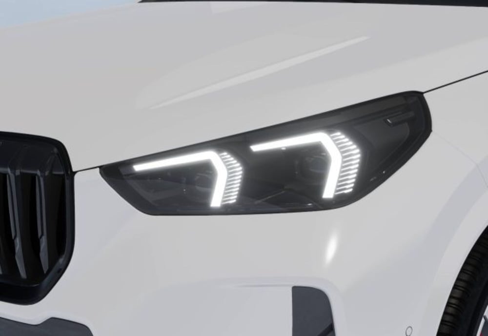 BMW X1 nuova a Modena (7)