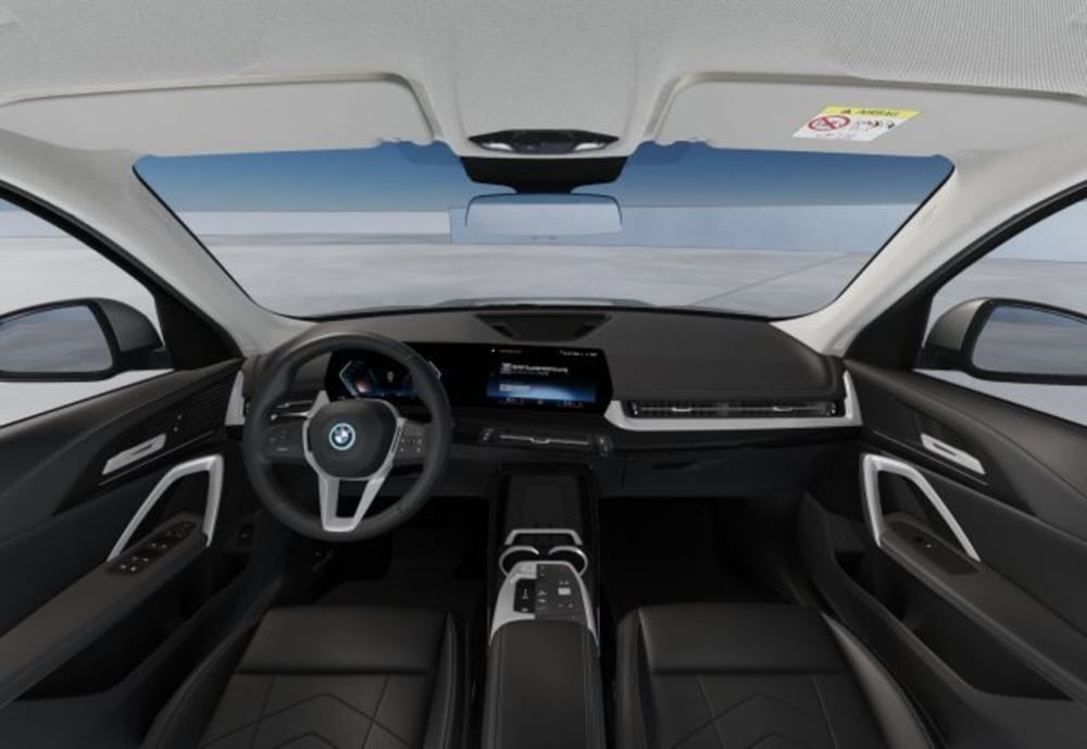 BMW iX1 nuova a Modena (11)