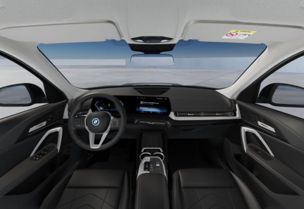 BMW iX1 nuova a Modena (11)