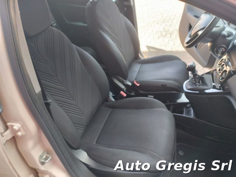 Lancia Ypsilon usata a Milano (11)