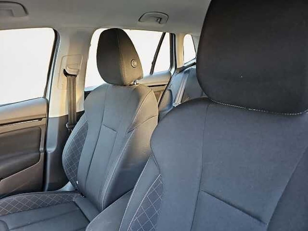 Skoda Kamiq usata a Lecco (17)