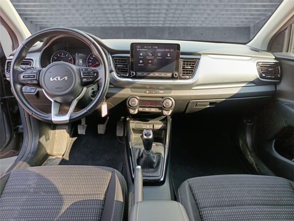 Kia Stonic usata a Bari (13)