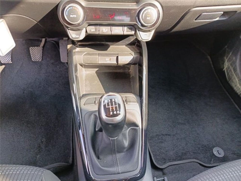 Kia Stonic usata a Bari (19)