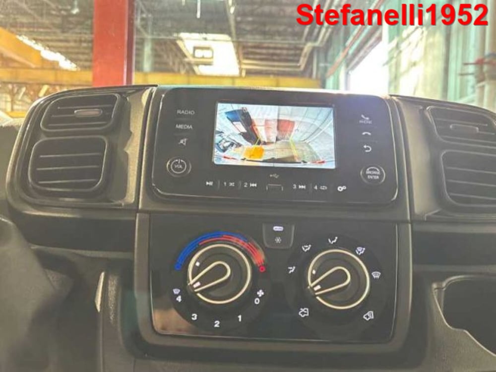 Peugeot Boxer Furgone nuova a Bologna (17)