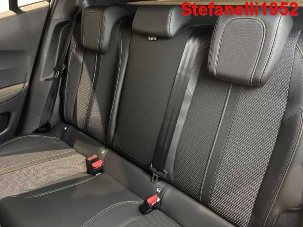 Peugeot 2008 nuova a Bologna (9)