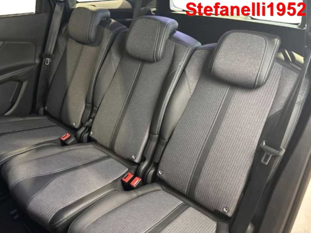 Peugeot 5008 usata a Bologna (9)