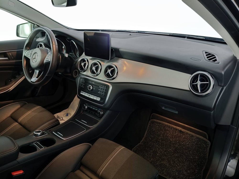 Mercedes-Benz GLA SUV usata a Ascoli Piceno (11)