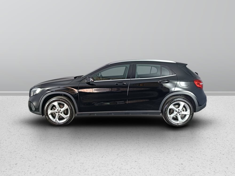 Mercedes-Benz GLA SUV usata a Ascoli Piceno (6)