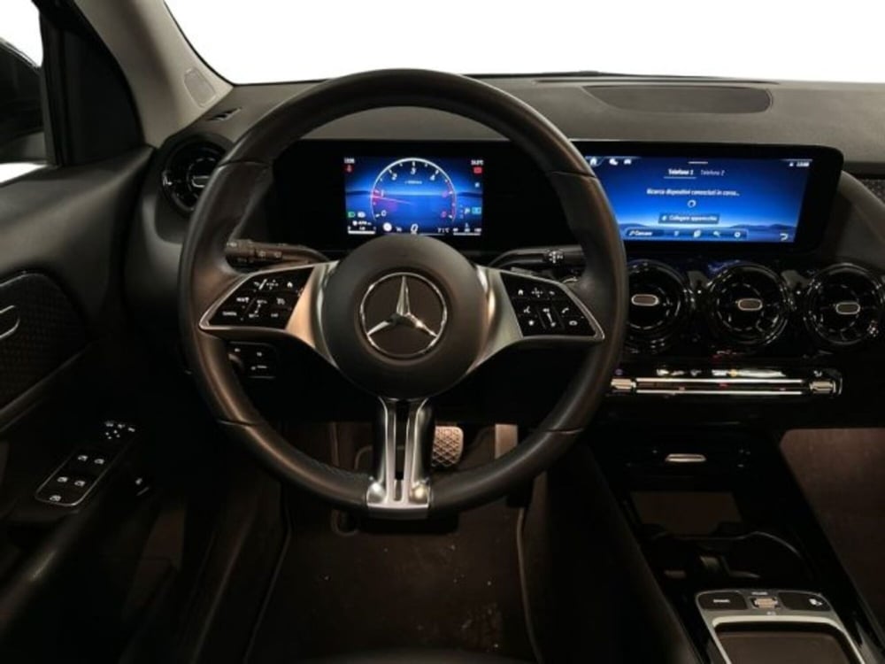 Mercedes-Benz GLA SUV usata a Avellino (11)