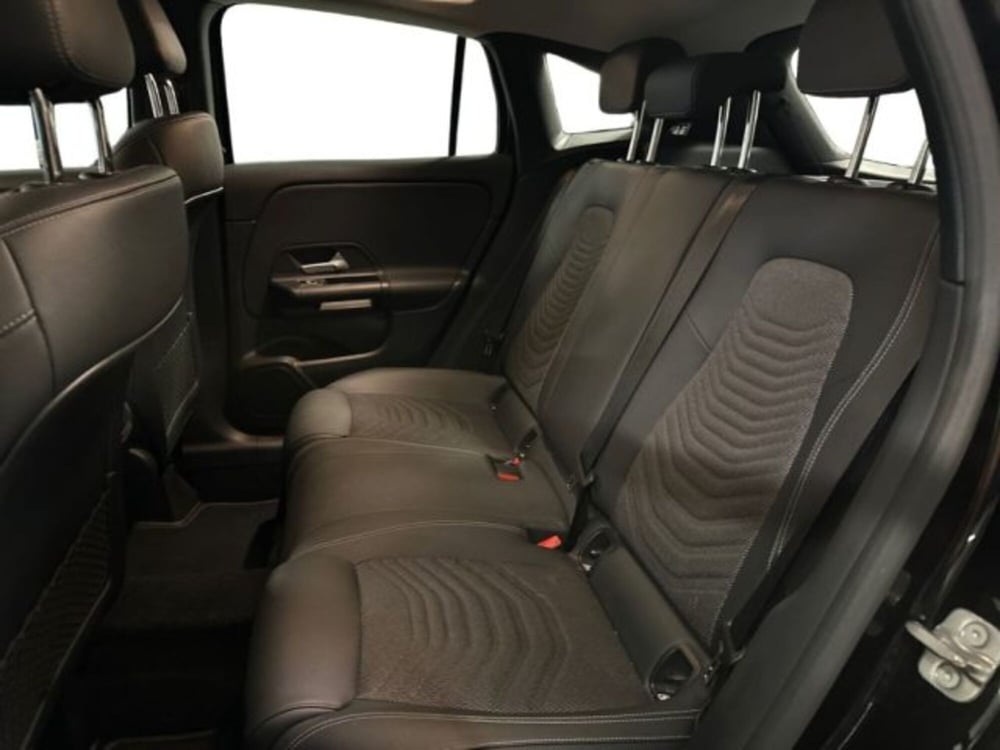 Mercedes-Benz GLA SUV usata a Avellino (16)