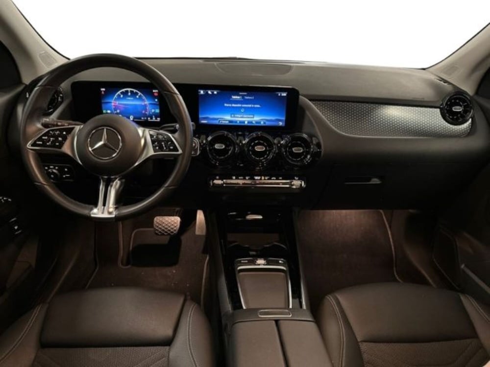 Mercedes-Benz GLA SUV usata a Avellino (9)