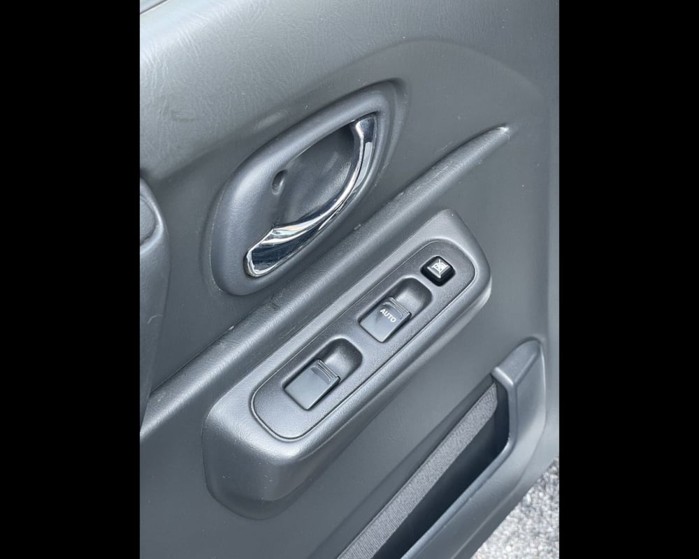 Suzuki Jimny nuova a Belluno (14)