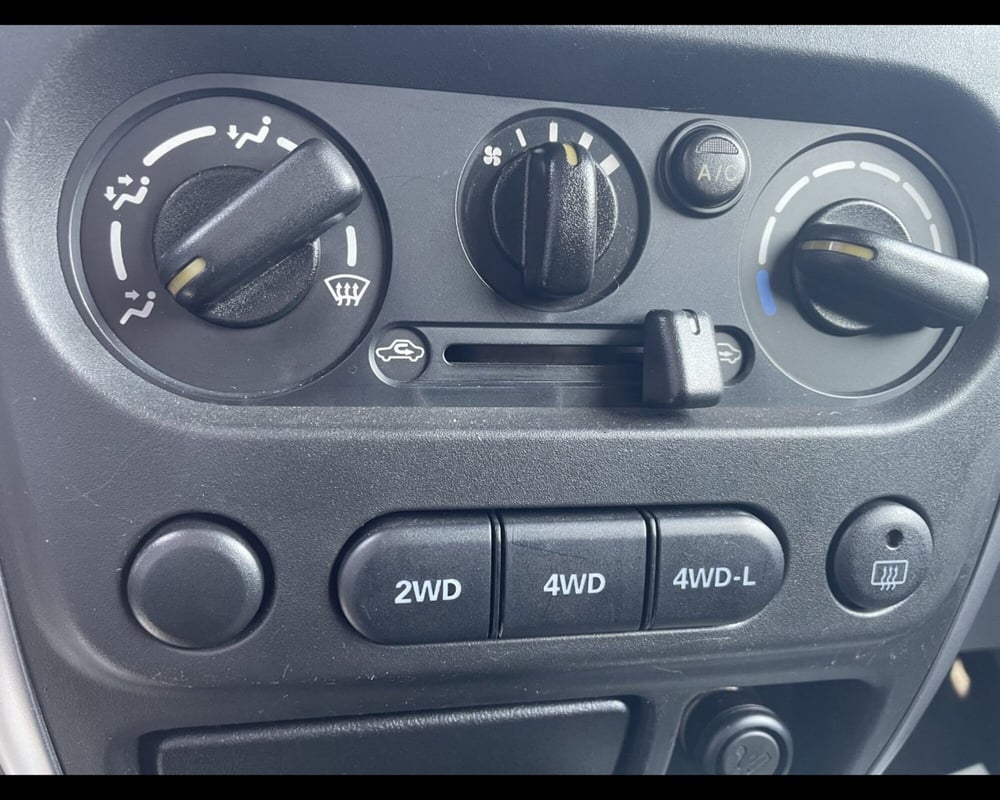 Suzuki Jimny nuova a Belluno (18)