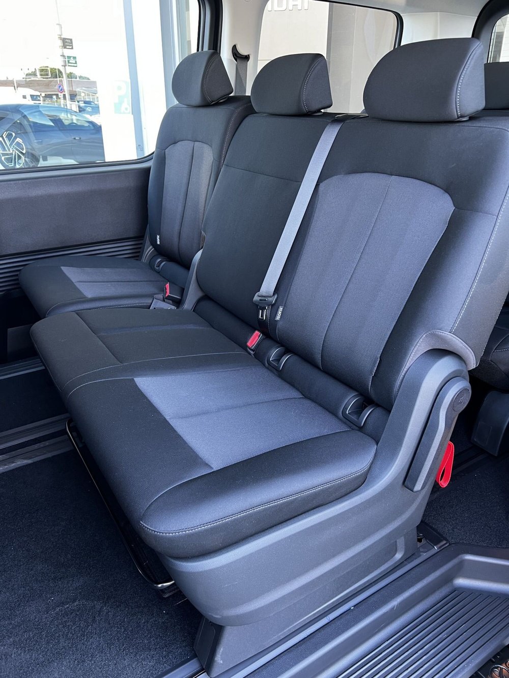 Hyundai Staria nuova a Vercelli (9)