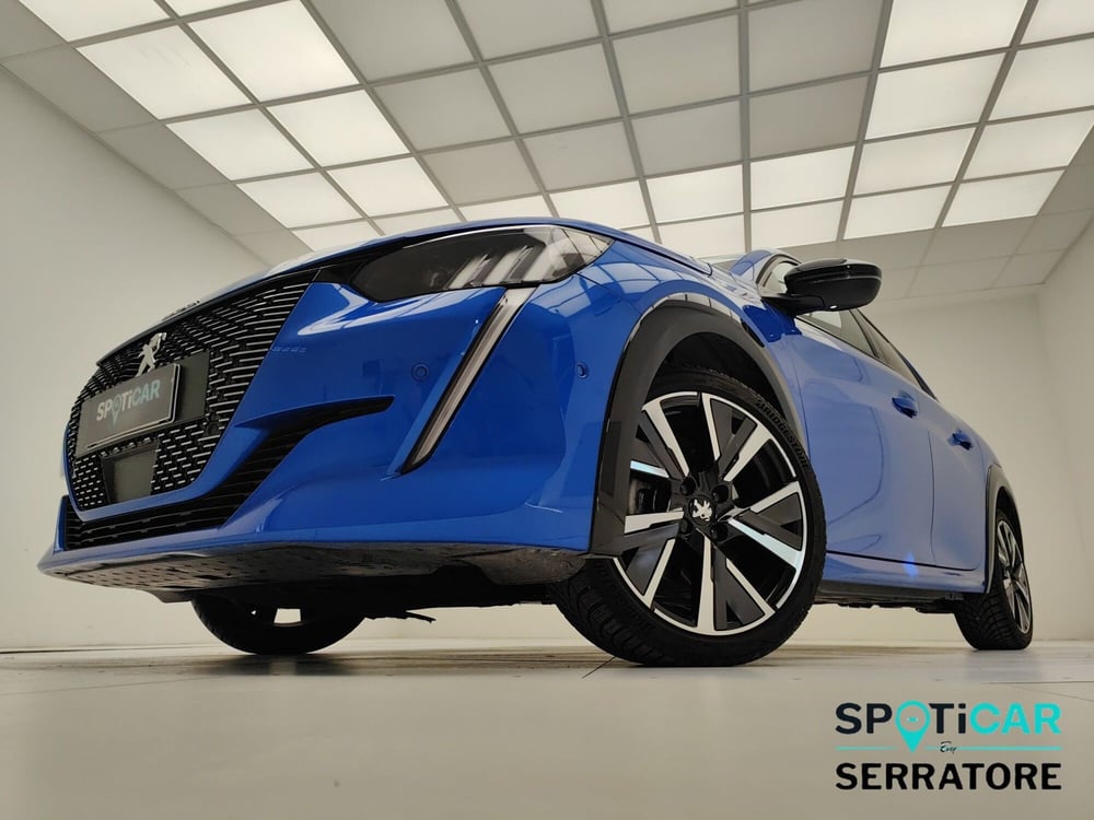 Peugeot 208 usata a Como (3)