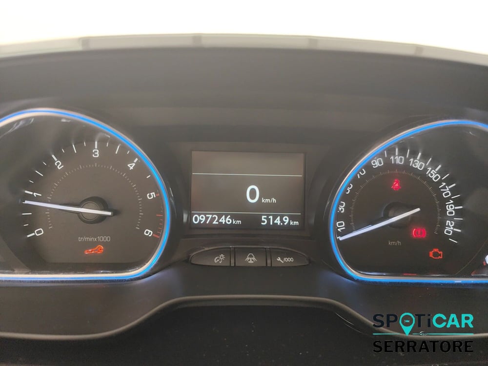 Peugeot 2008 usata a Como (9)