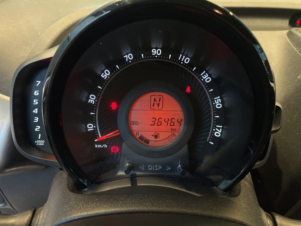 Toyota Aygo usata a Milano (16)