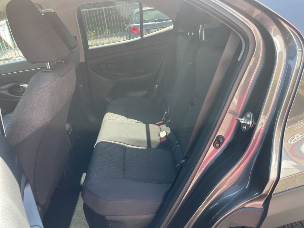 Toyota Yaris Cross usata a Piacenza (11)