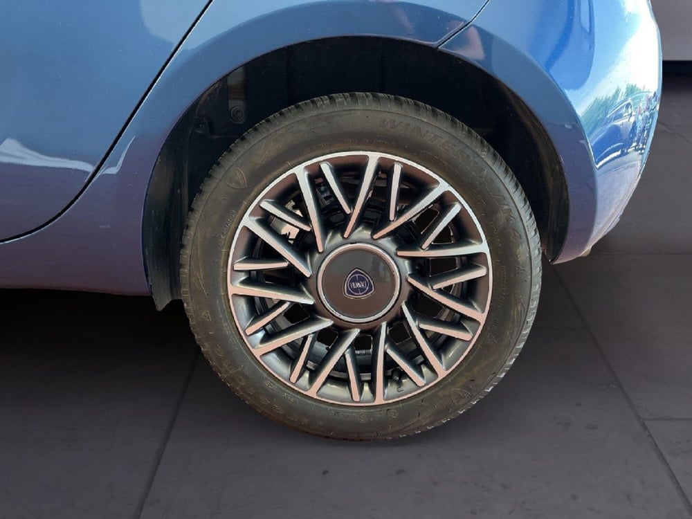Lancia Ypsilon usata a Torino (8)