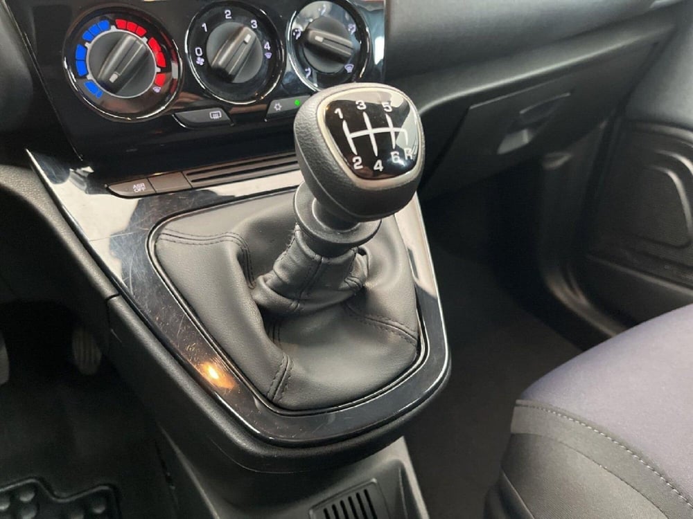 Lancia Ypsilon usata a Torino (15)