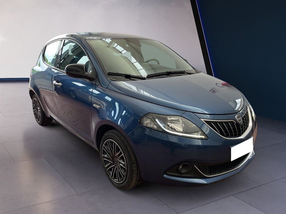 Lancia Ypsilon usata a Torino (3)