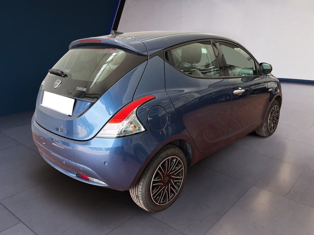 Lancia Ypsilon usata a Torino (4)