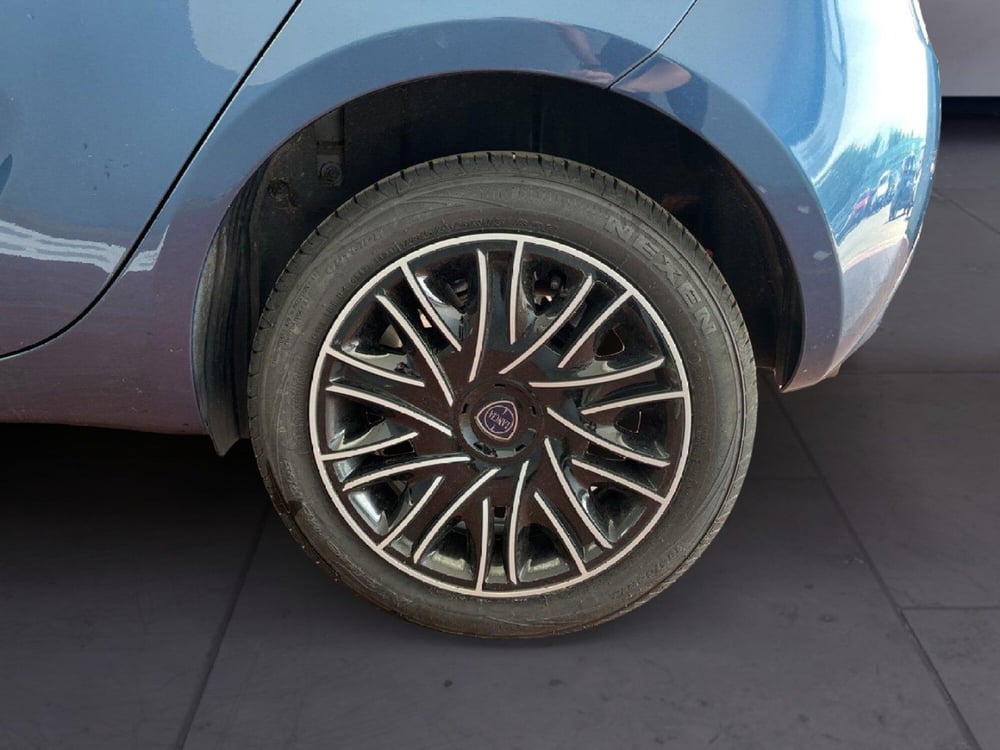 Lancia Ypsilon usata a Torino (8)