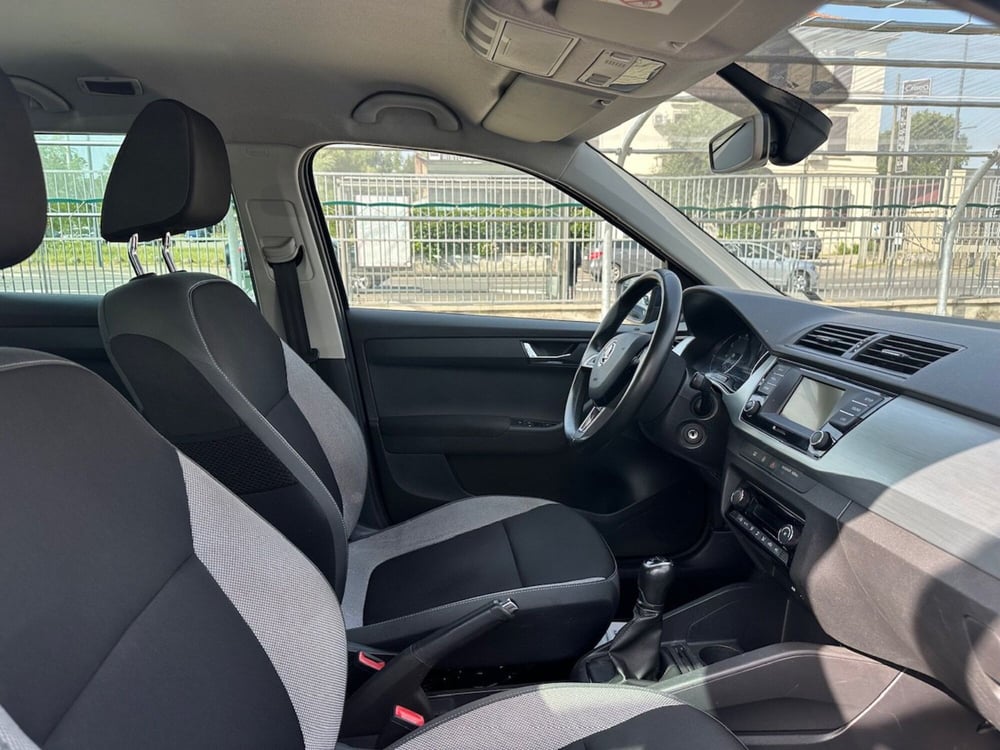 Skoda Fabia Station Wagon usata a Milano (10)