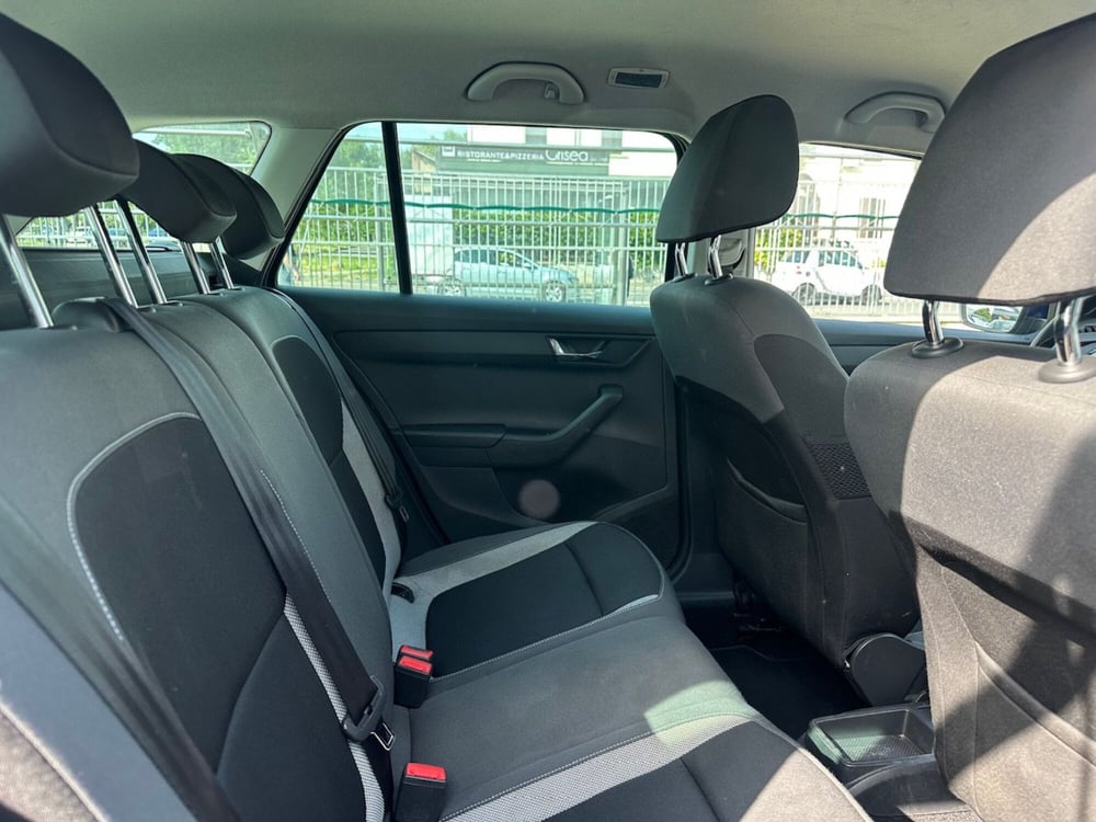 Skoda Fabia Station Wagon usata a Milano (12)