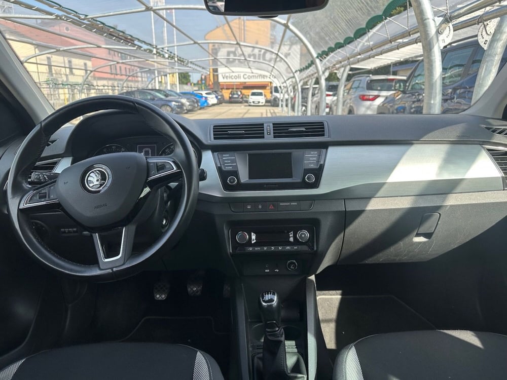 Skoda Fabia Station Wagon usata a Milano (14)