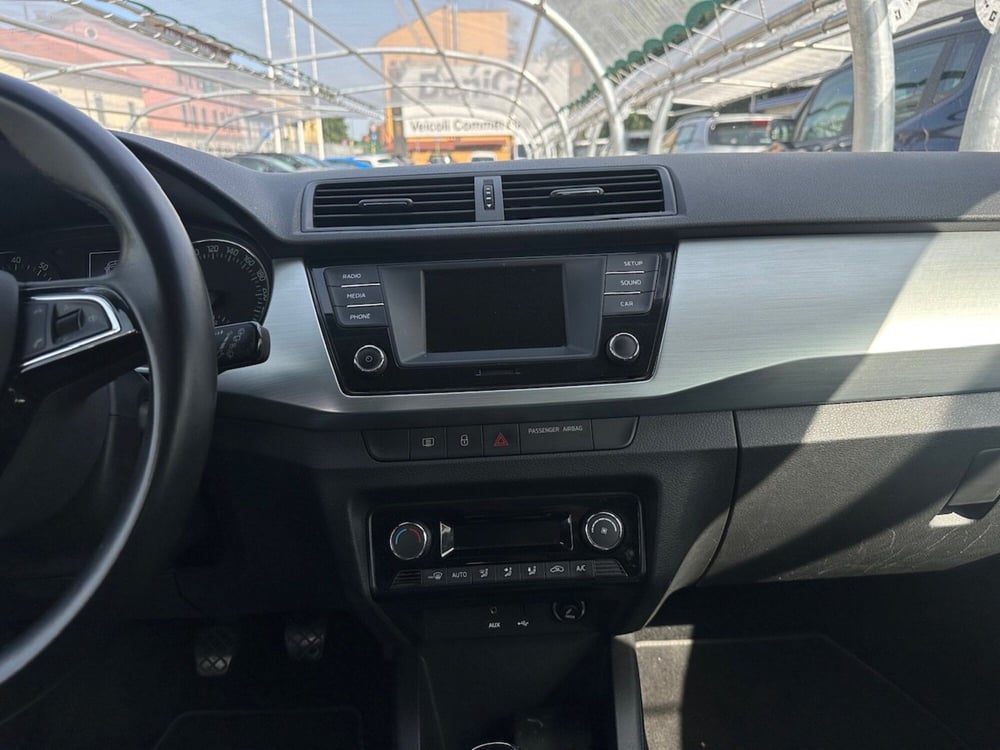 Skoda Fabia Station Wagon usata a Milano (15)