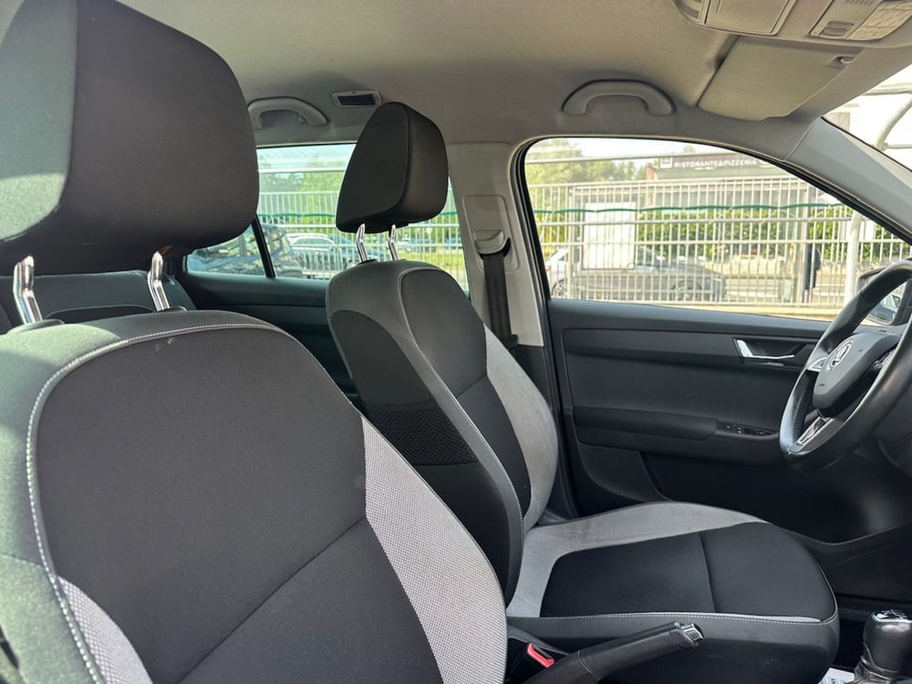Skoda Fabia Station Wagon usata a Milano (9)