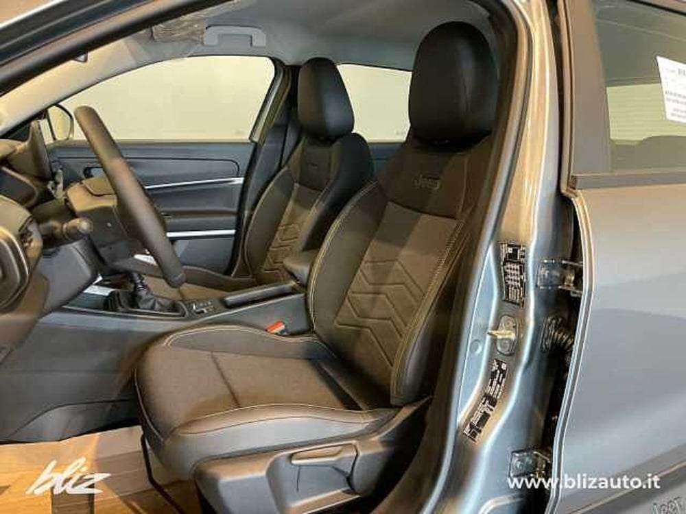 Jeep Avenger nuova a Udine (10)