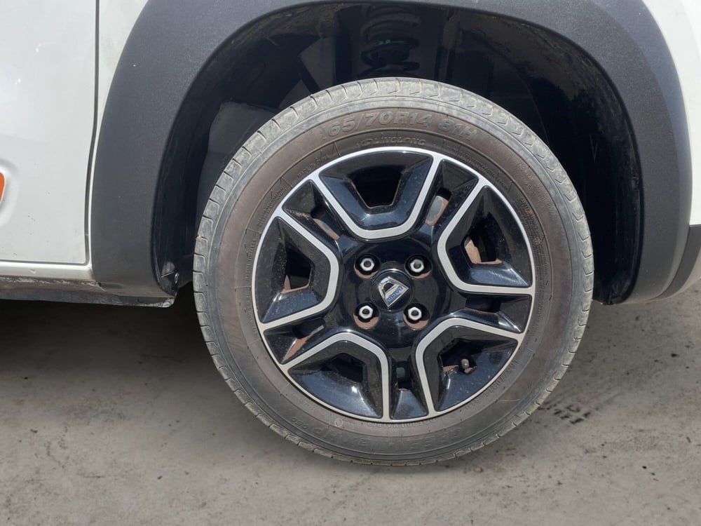 Dacia Spring usata a Prato (16)