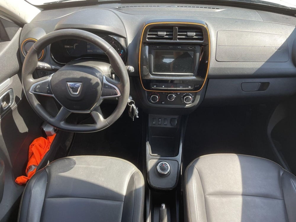 Dacia Spring usata a Prato (9)