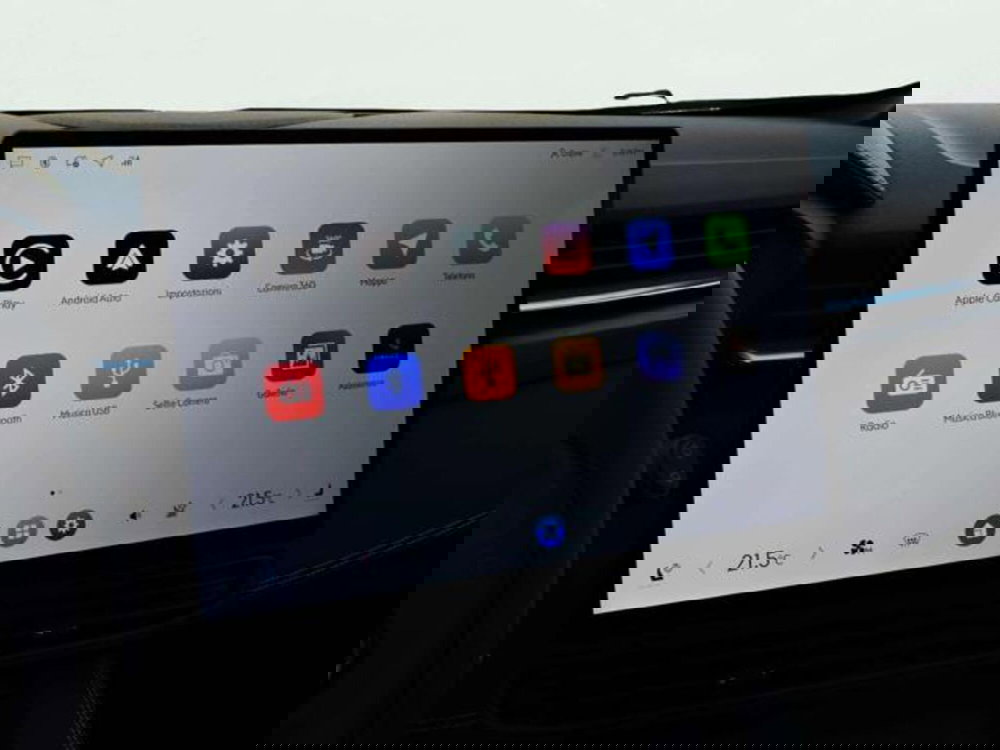 Lynk & Co 01 nuova a Firenze (11)