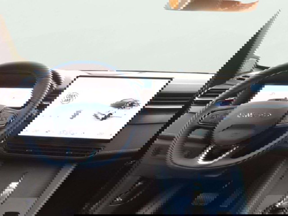 Lynk & Co 01 nuova a Firenze (13)