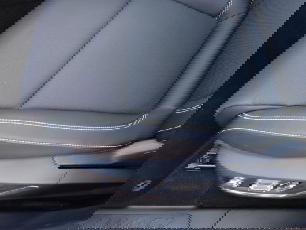 Lynk & Co 01 nuova a Firenze (18)